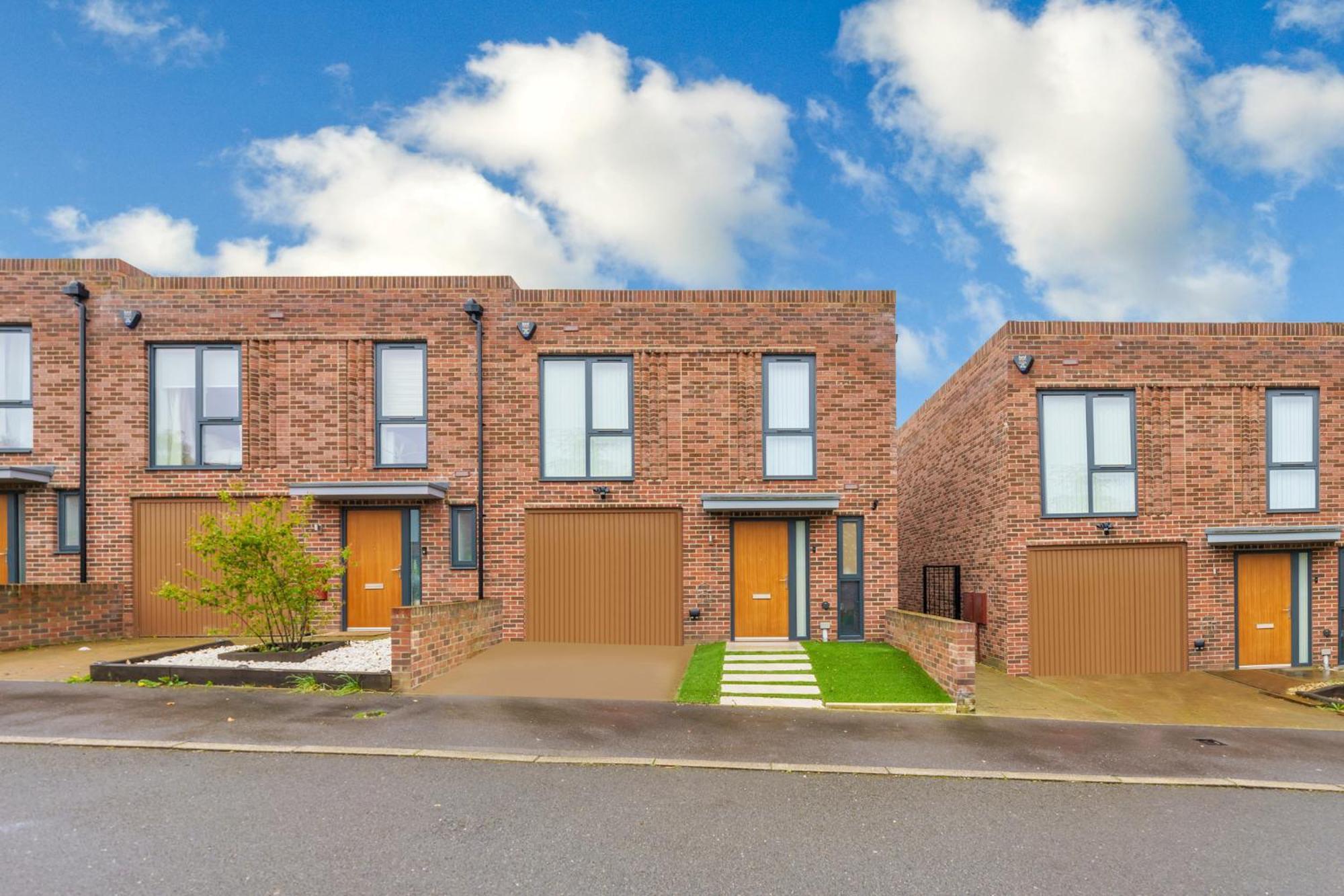 3 Bedroom House In Bricket Wood, St Alban Watford  Buitenkant foto